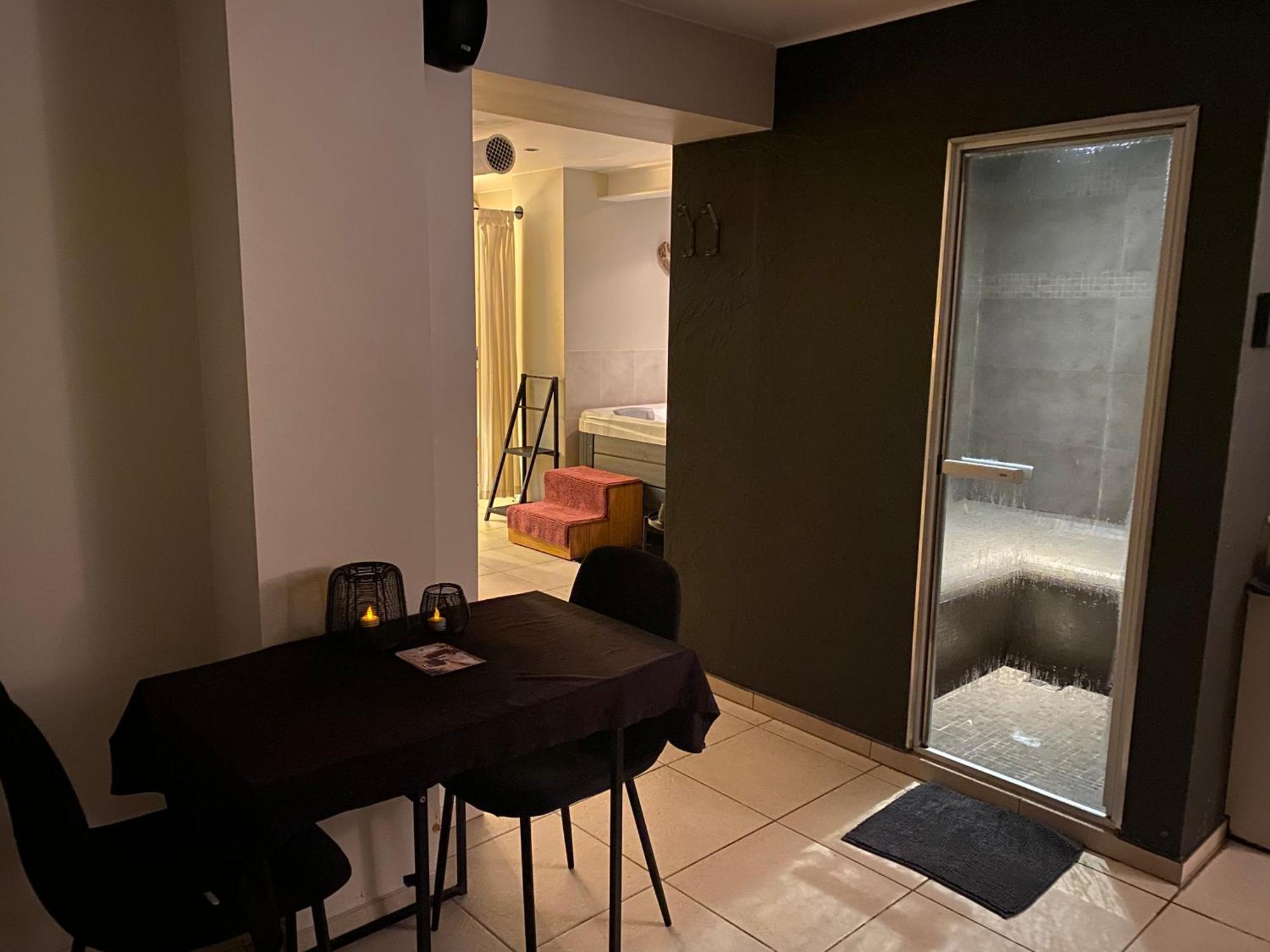 Le Petit Studio De L'Espace Bien Etre Libin Esterno foto